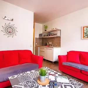 https://spacieux-2-studio-vieux-lille.lillehotels.org