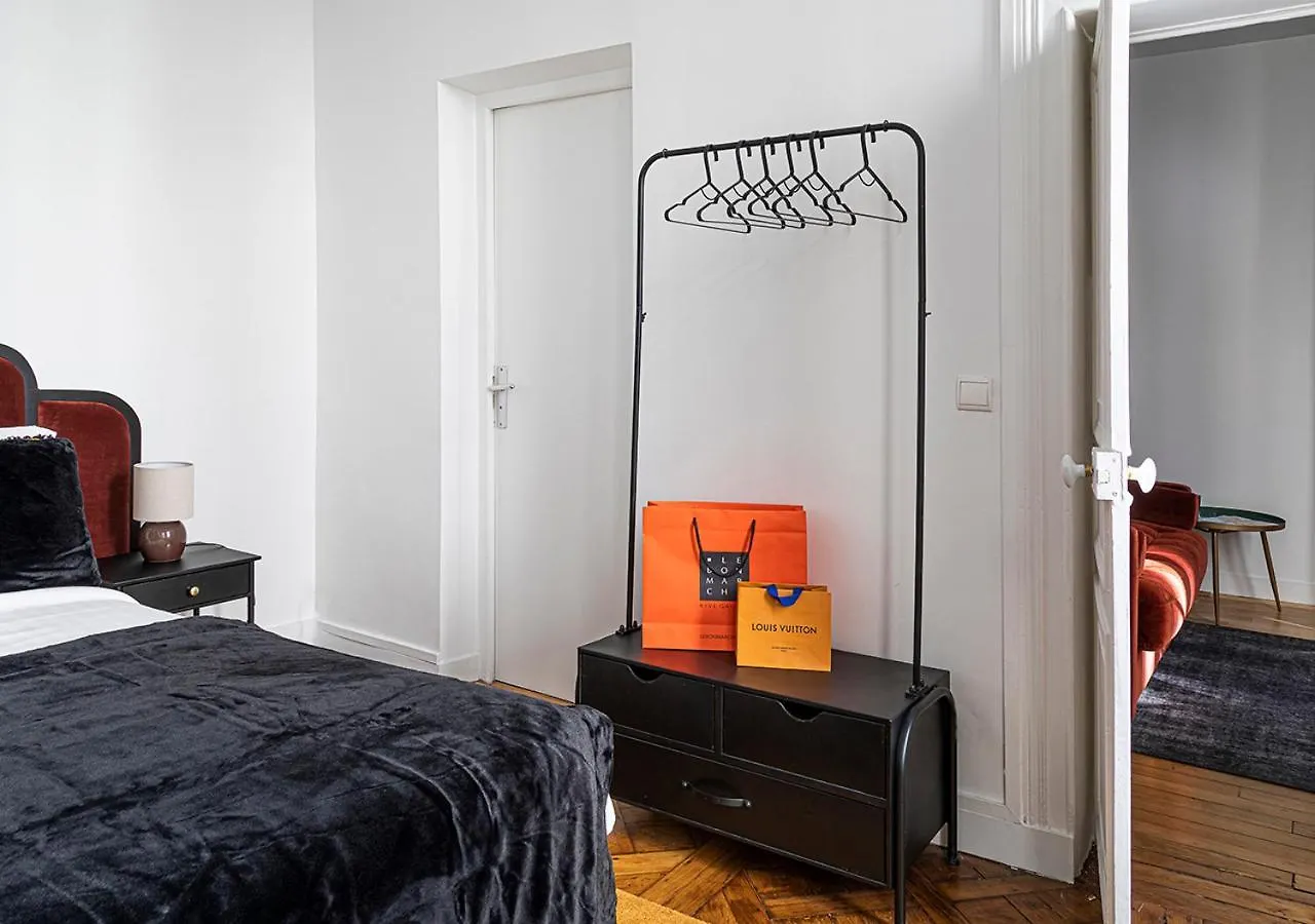 Aparthotel 123Paris City
